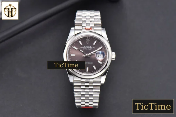 Foto frontal — DateJust 36mm GMF SS Smooth Bezel Gray Dial Stick Marker Jubilee Bracelet VR3235