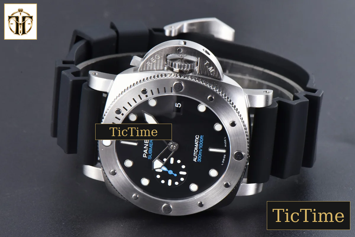 Submersible Quaranta PAM1229 44mm TTF Black Dial Rubber Strap P9010 — foto 13