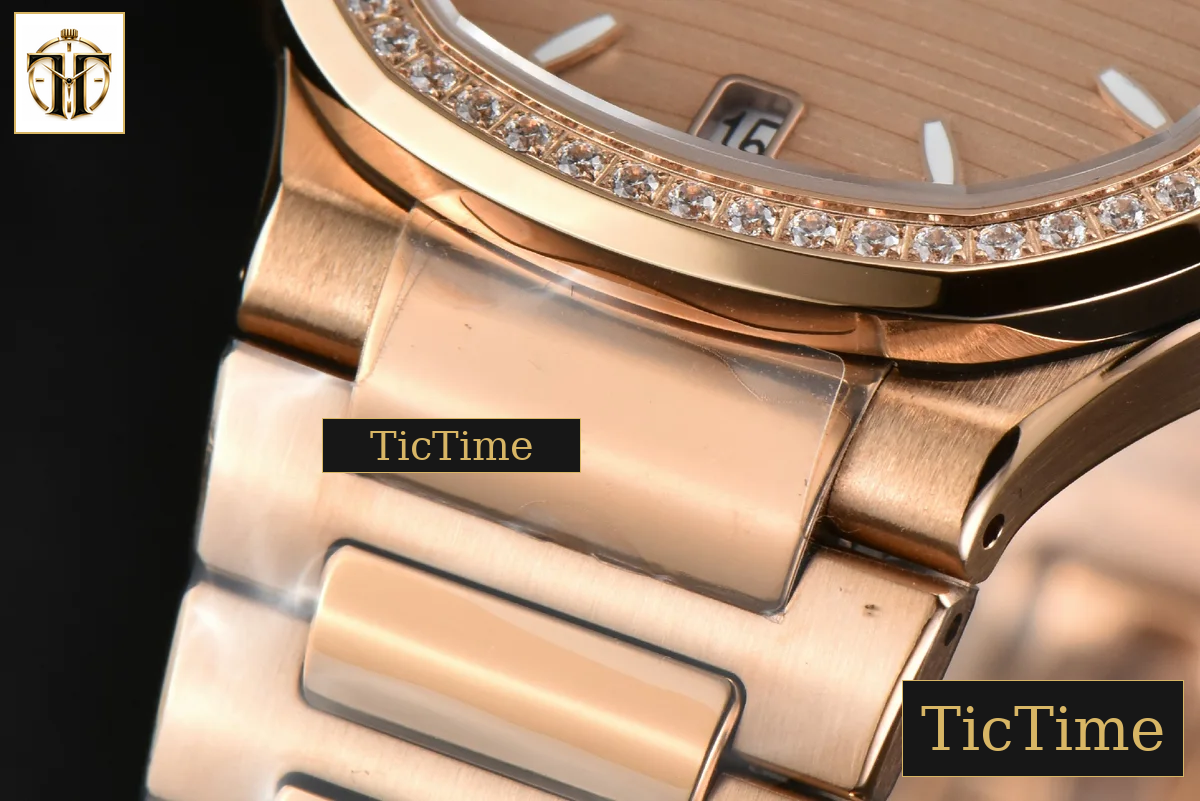 Nautilus Ladies 7118 35mm 3KF RG Diamond RG Dial RG Bracelet 324CS — foto 8