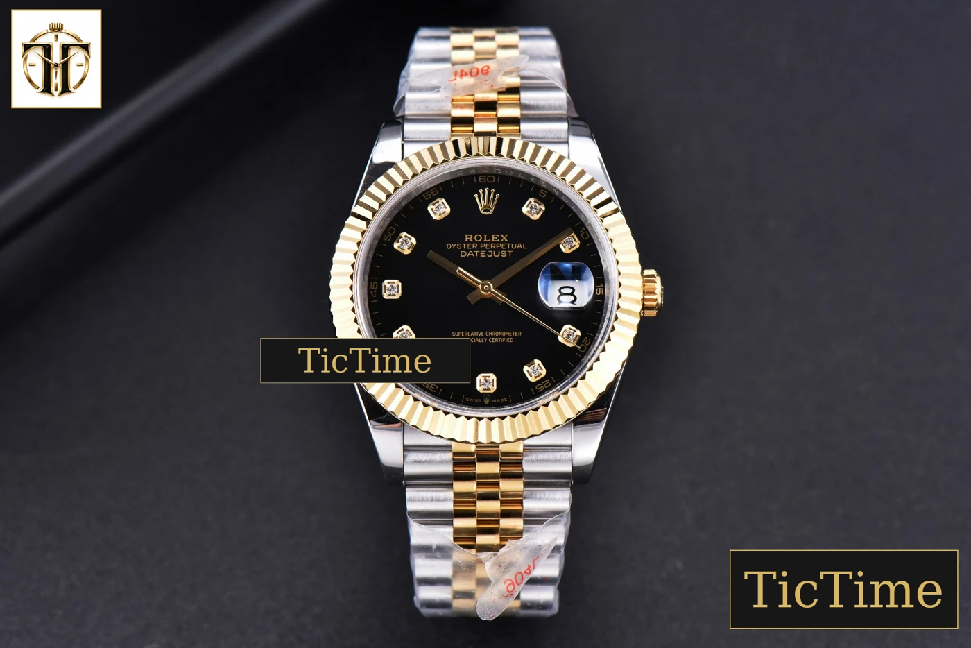 Vista frontal — Datejust 41mm GMF YG/SS Black Dial diamond Marker Fluted Bezel Jubille Bracelet VR3235