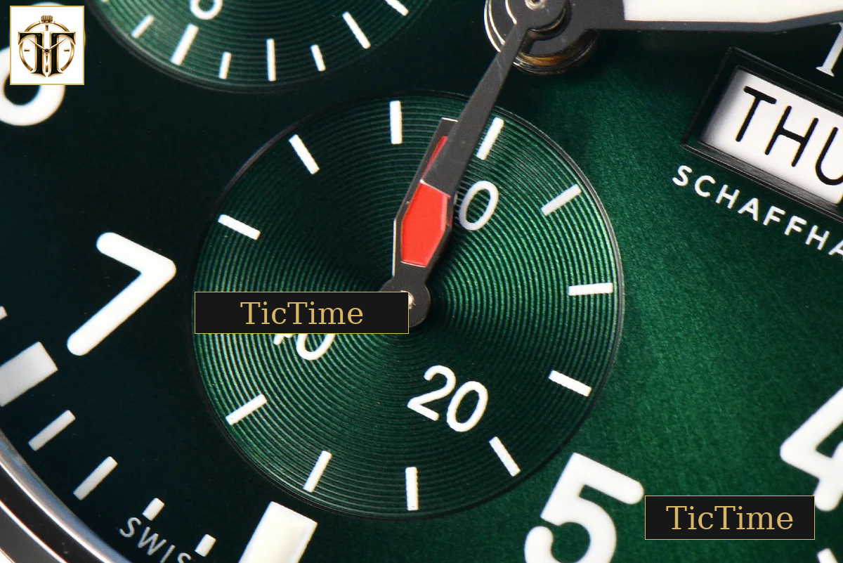Pilot Chrono IW388103 41mm APSF Green Dial Brown Leather Strap SA69385 — foto 7