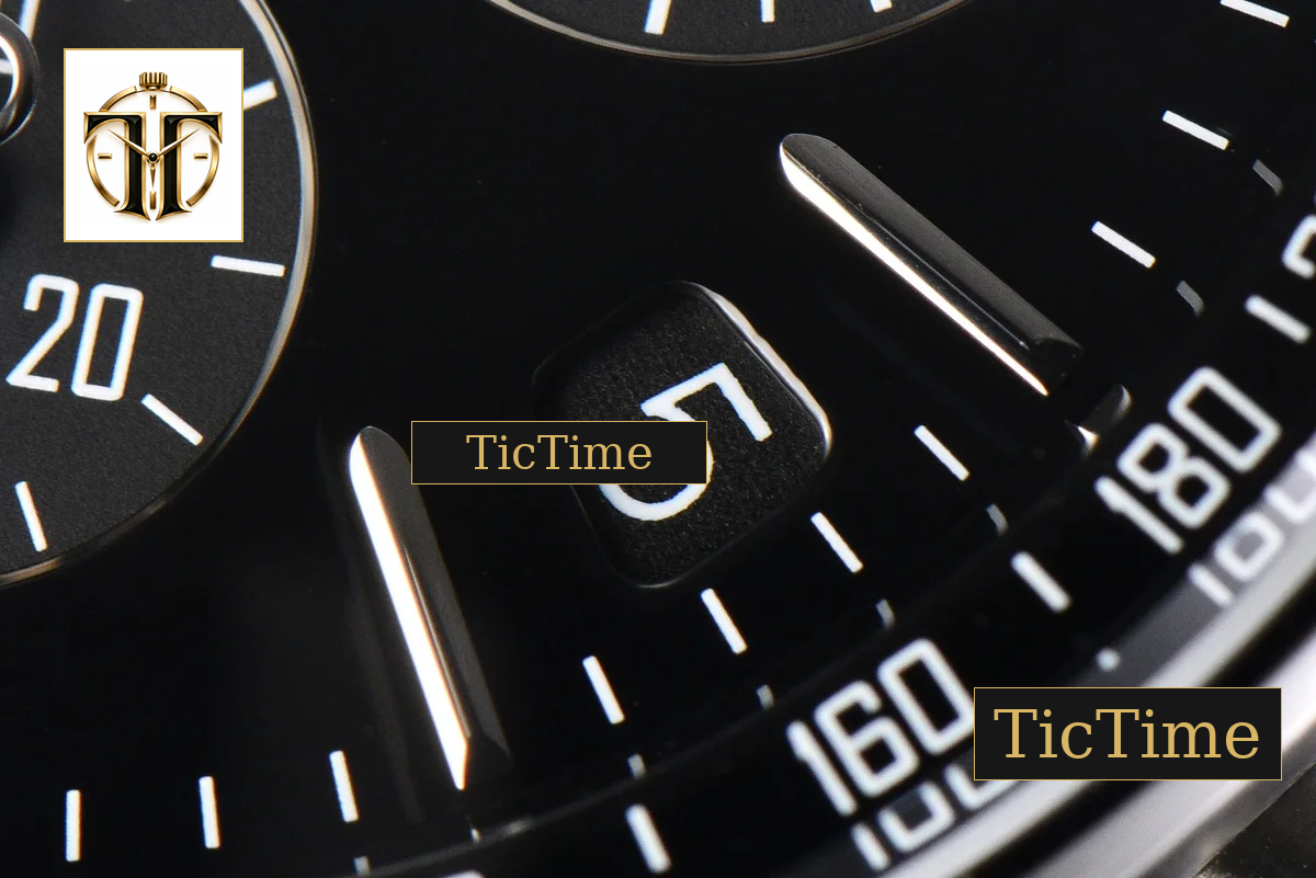 Code 11.59 Chrono 26393 41mm APSF SS Black Dial Black Leather Strap SA4401 — foto 22