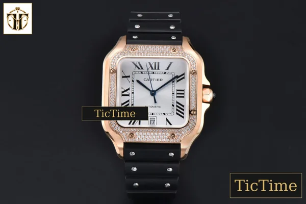 Foto frontal — Santos de Cartier XL 40mm AF RG White Dial Diamond Bezel Black Rubber Strap Miyota 9015