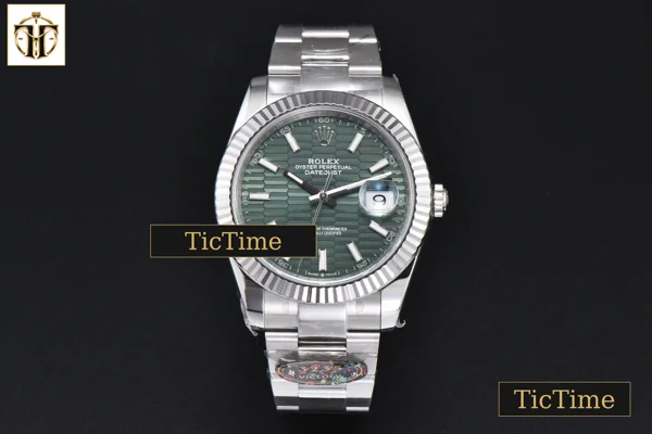 Foto frontal — DateJust Mint 126334 41mm VF Green Motif Dial Oyster Bracelet DD3235