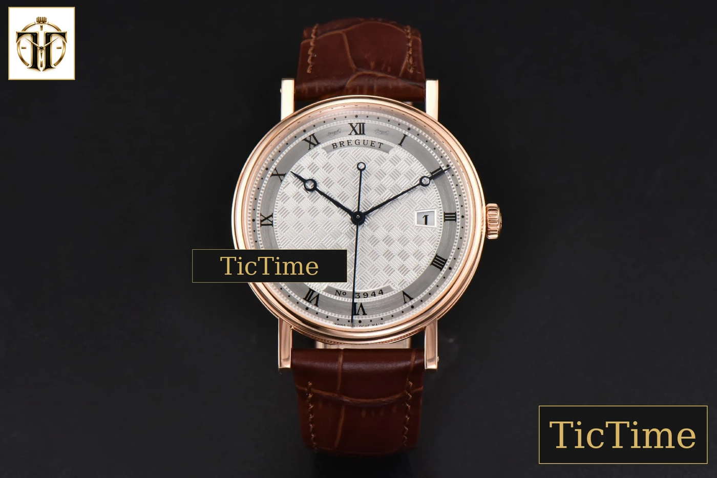 Vista frontal — Classique 5177 38mm LTF RG White Textured Dial Roma Marker Brown Leather Strap MY9015