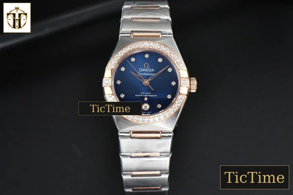 Foto frontal — Constellation 29mm TWSF RG Diamond Blue Dial RG/SS Bracelet A8700