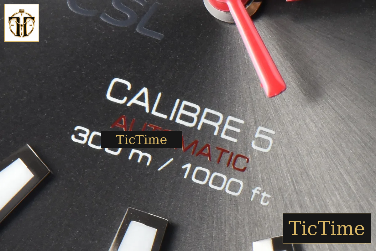 Aquaracer Calibre 5 GMT 43mm OF Green/Red Bezel Black Dial SS Bracelet Swiss SW200 — foto 8
