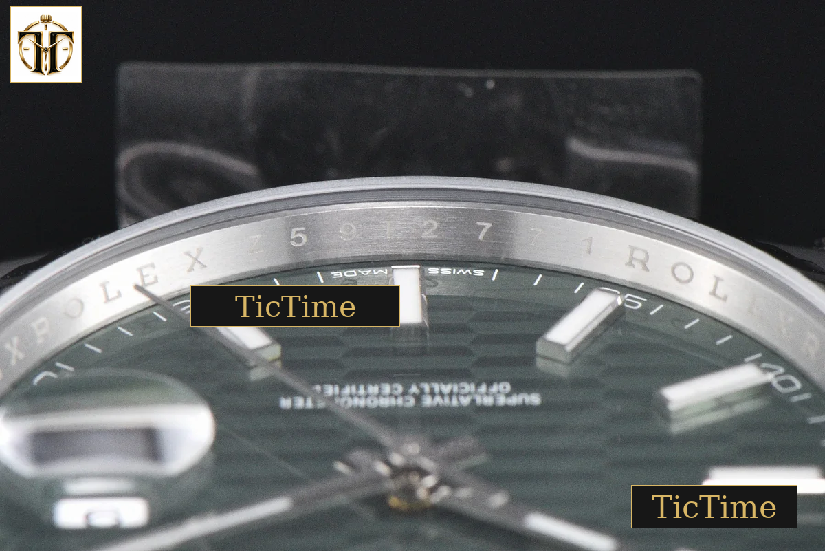 DateJust Mint 126334 41mm VF Green Motif Dial Oyster Bracelet DD3235 — foto 15