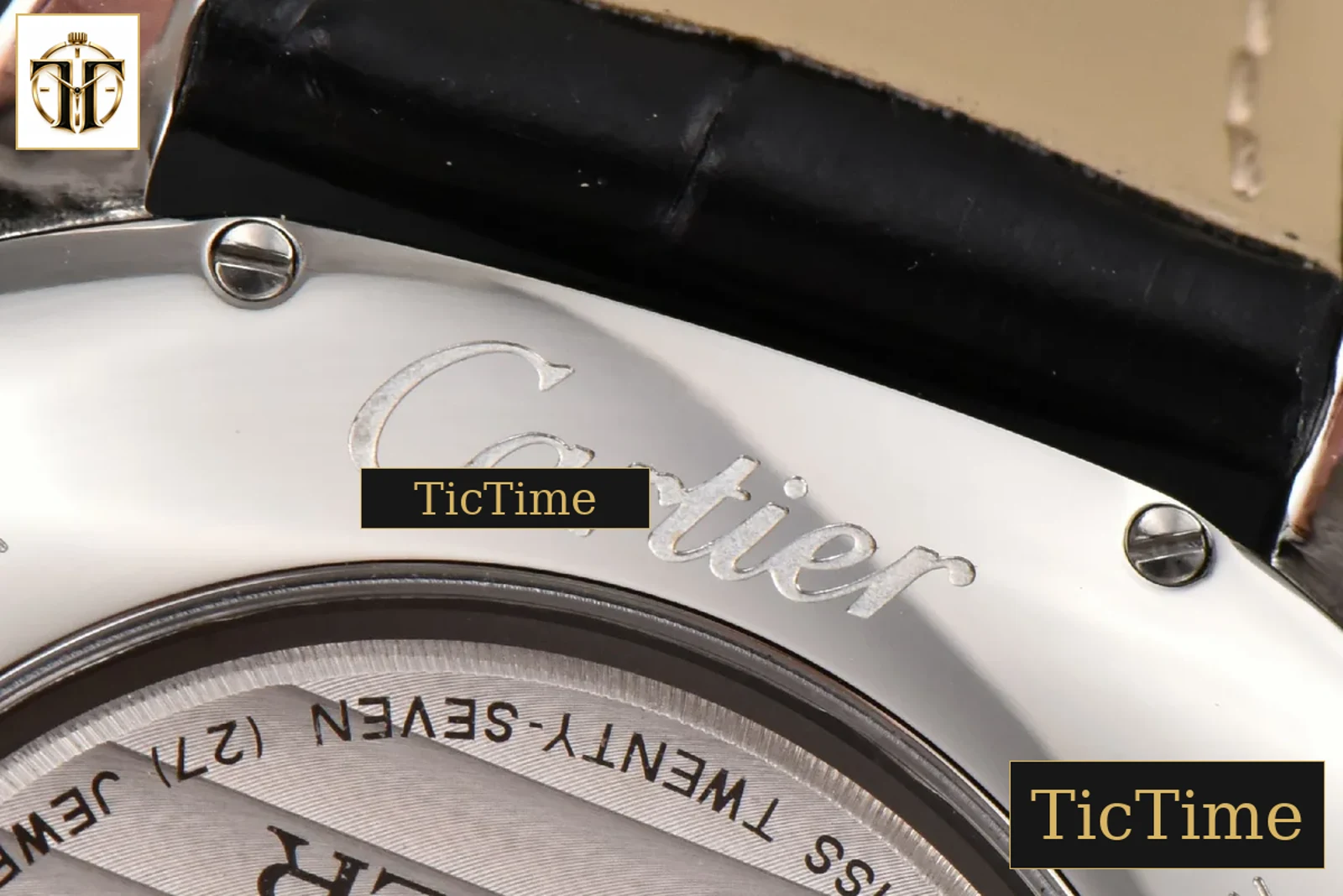 Drive de Cartier 40mm APSF Black Dial Black Leather Strap A23J — foto 21