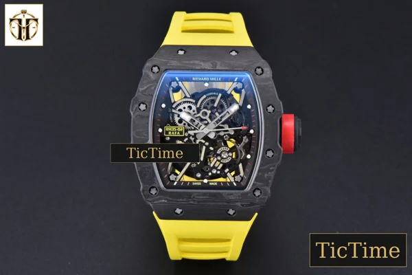 Foto frontal — RM035-02 42mm T+F Black Forged Carbon Skeleton Dial Red Crown Yellow Rubber Strap RMUL2