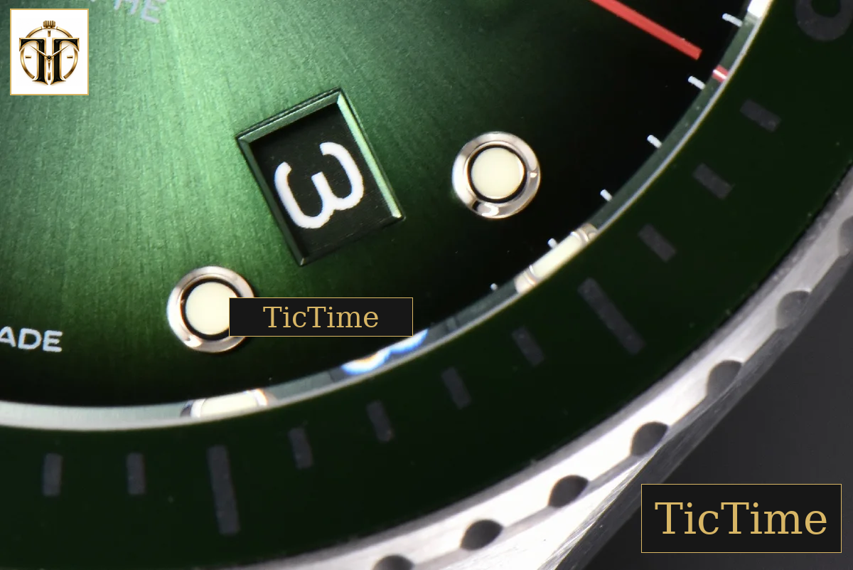 Fifty Fathoms Bathyscaphe 43mm GF Ceramic Green Dial Green Sail-Canvas Strap A1315 — foto 9