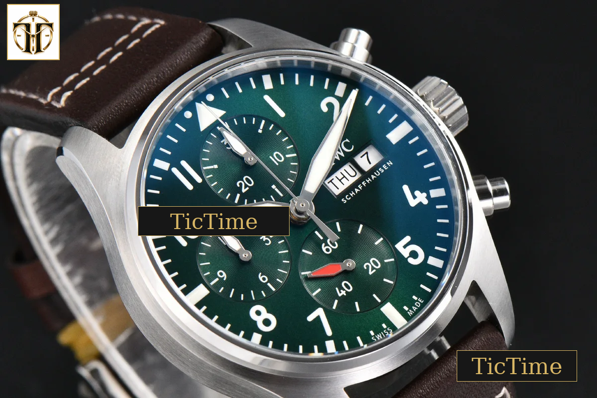 Pilot Chrono IW388103 41mm APSF Green Dial Brown Leather Strap SA69385 — foto 12