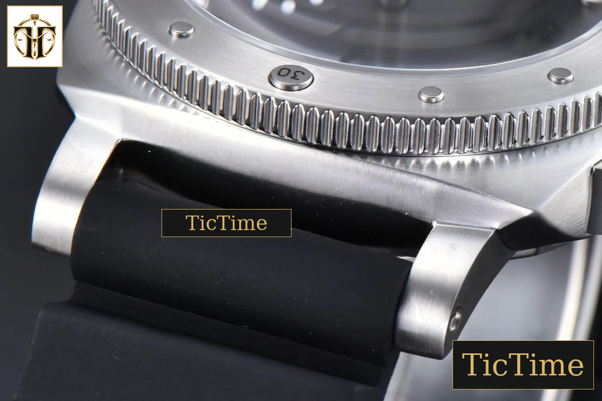Submersible Quaranta PAM1229 44mm TTF Black Dial Rubber Strap P9010 — foto 10