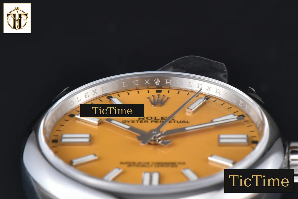 Oyster Perpetual 904L 124300 41mm Clean Factory Yellow Dial SS Bracelet VR3230 — foto 12