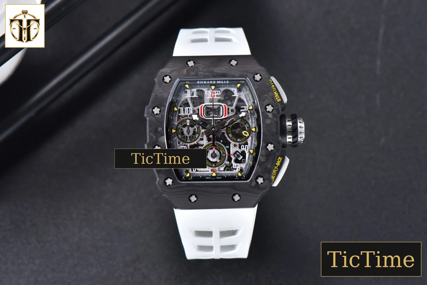 Vista frontal — NTPT Chrono RM011 KVF Skeleton Dial White Rubber Strap V2 A7750