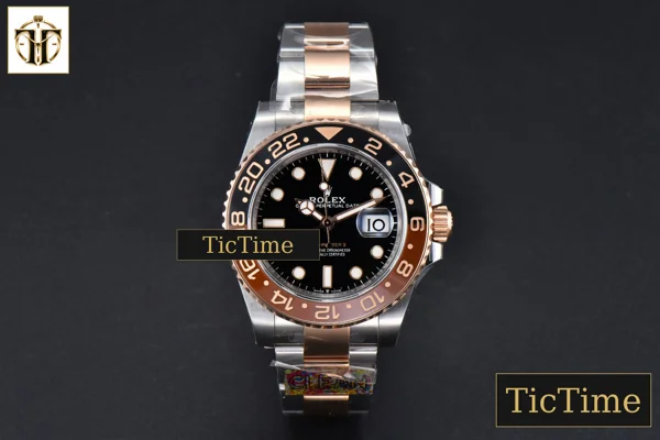 Foto frontal — GMT-Master II CHNR 126711 40mm Clean Factory RG/SS Black/Brown Ceramic Oyster Bracelet DD3285