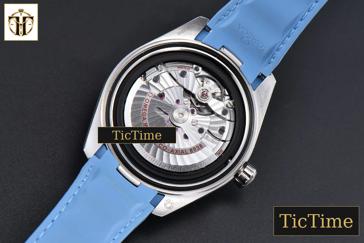 Aqua Terra 150m Summer 41mm VSF Blue Dial Rubber Strap A8900 — foto 21