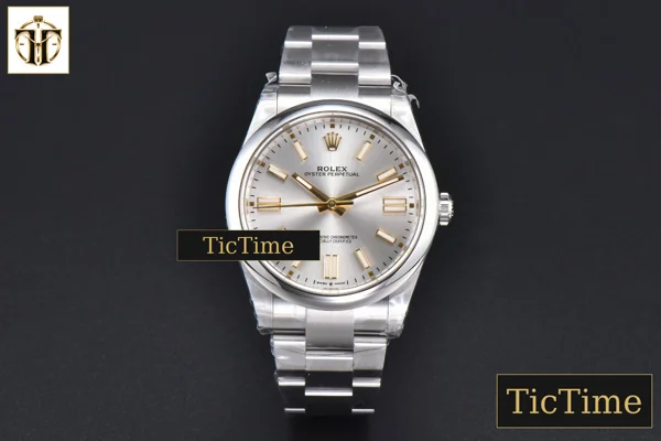 Foto frontal — Oyster Perpetual 904L 124300 41mm VSF Silver Dial Oyster Bracelet VS3235