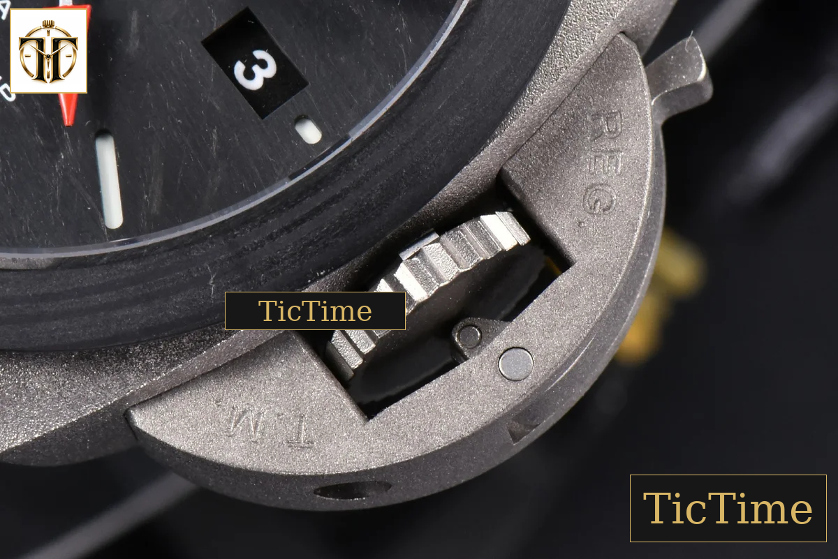 Luminor GMT PAM1096 42mm VSF Titanium Black Dial Black Leather Strap P9011 — foto 10