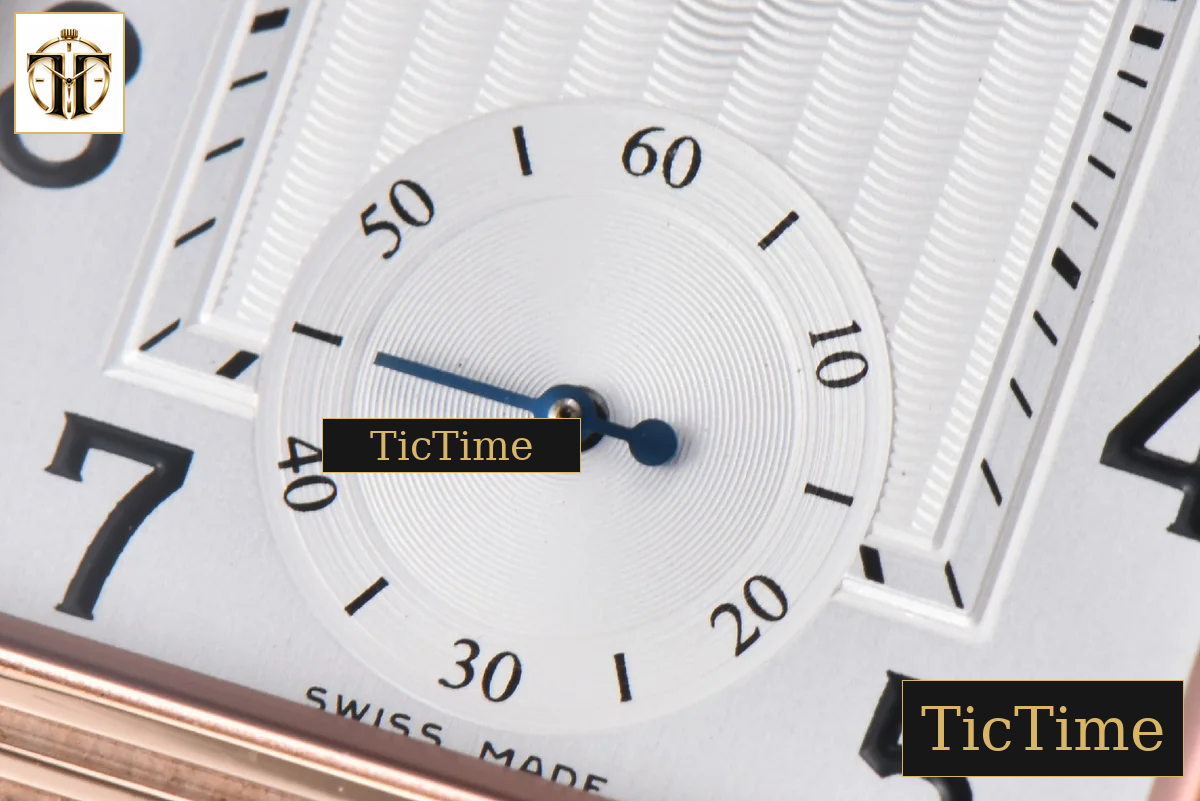 Master Reverso Tribute Small Seconds 30x47mm MGF RG White Dial Black Leather Strap A854A — foto 7