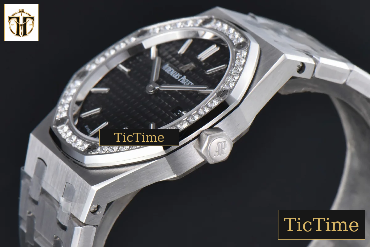 Royal Oak Ladies 67651ST 33mm ZF SS Diamond Black Dial SS Bracelet Quartz — foto 11