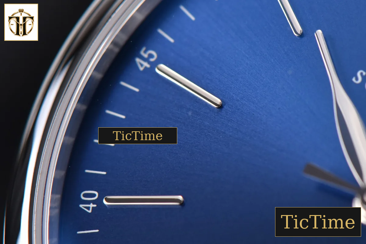 Portofino ‘150 Years’ 40mm V7F Blue Dial ‘Red 60’ Black Leather Strap / A2892 — foto 10