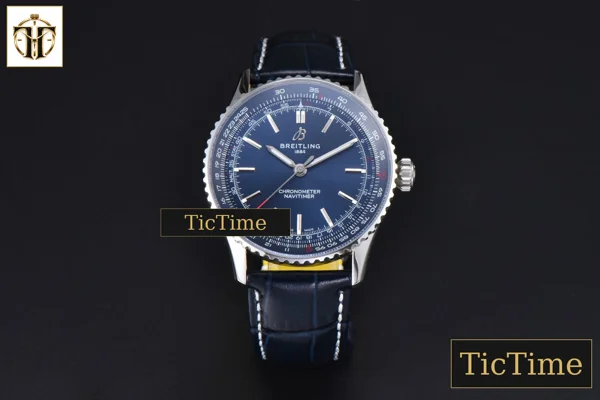 Foto frontal — Navitimer Automatic 41mm BLSF SS Blue Dial Blue Leather Strap A2824