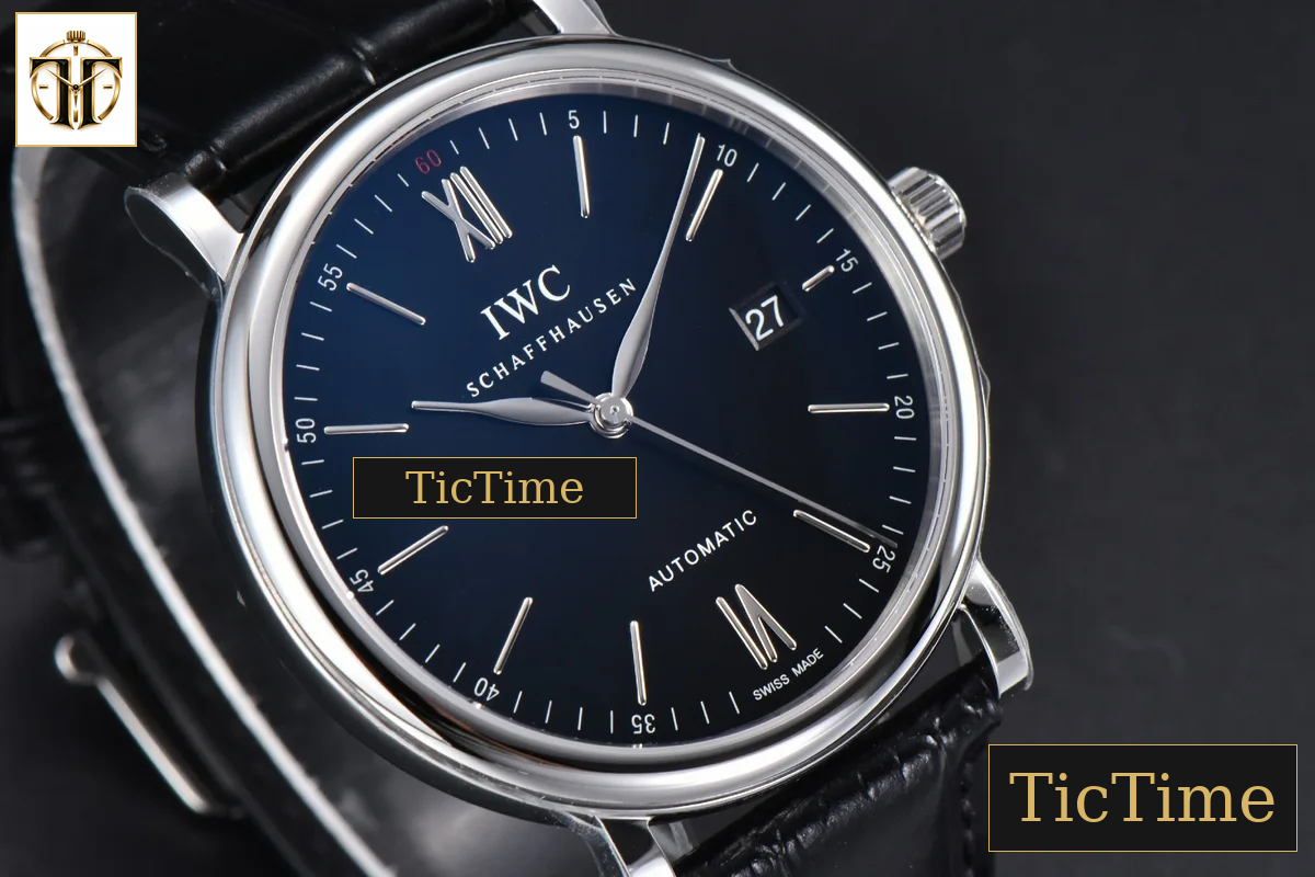 Portofino 40mm V7F Black Red “60” Dial Black Leather Strap A2892 — foto 12