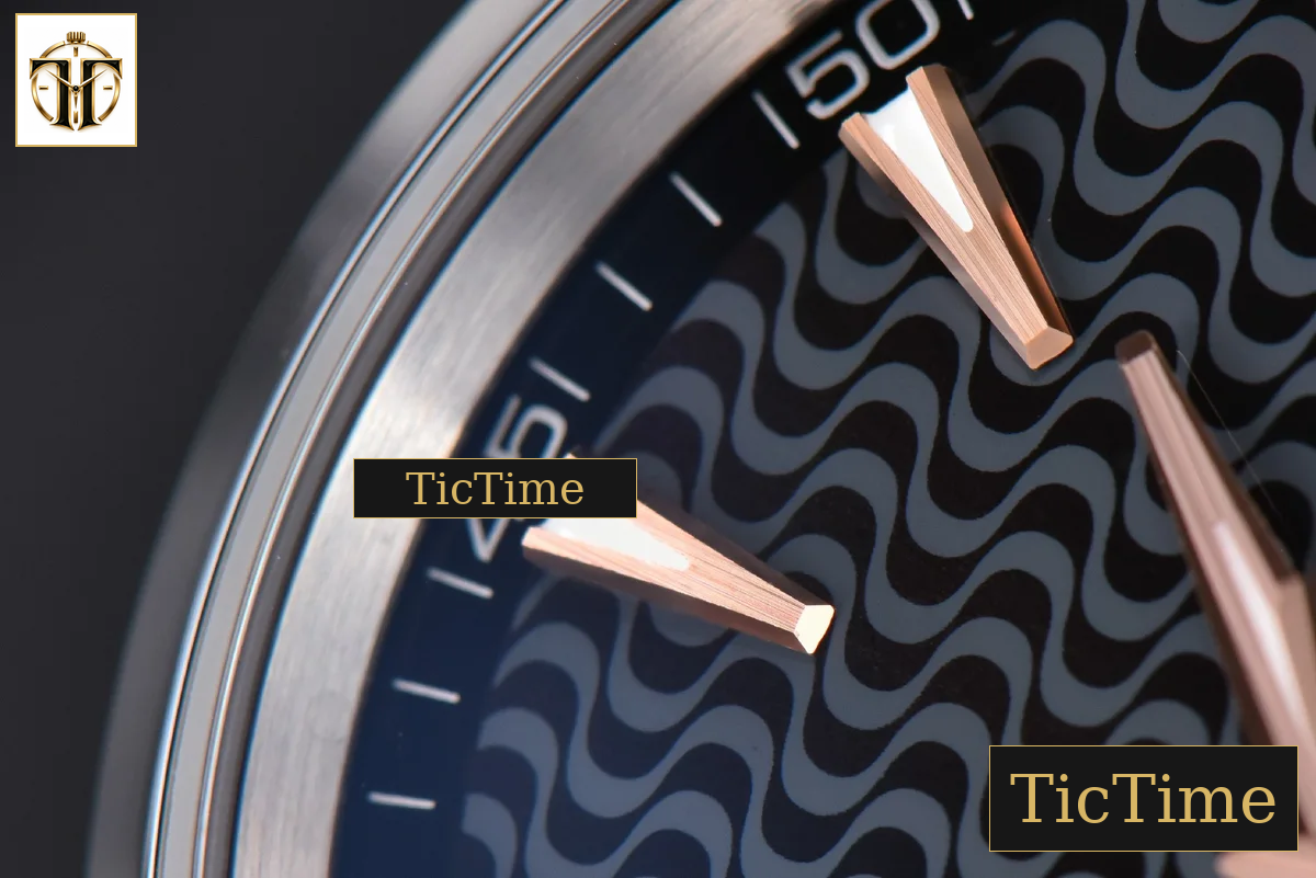 Aqua Terra 150M 41mm VSF Black Wave Dial RG Markers SS Bracelet A8500 — foto 9