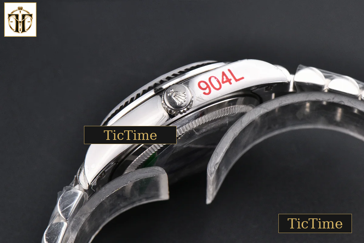 DateJust 904L Fluted Bezel 31mm GMF Red Dial Diamond Marker SS President Bracelet A2824 — foto 17