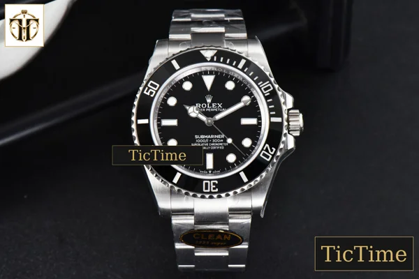 Foto frontal — Submariner No Date 904L 124060 41mm Clean Factory Black Dial SS Bracelet VR3230