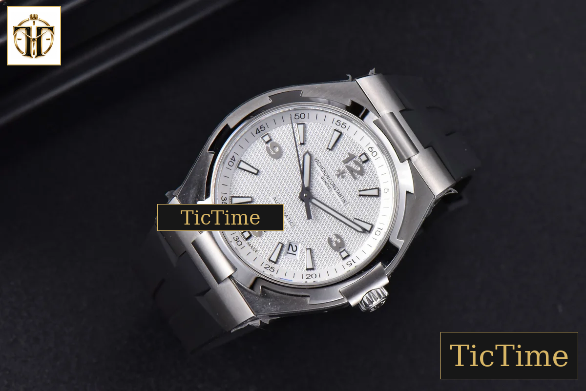 Overseas 47040 42mm MKF White Textured Dial Rubber Strap 9015 — foto 24