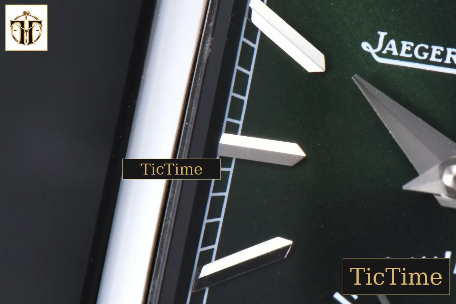 Master Reverso Tribute Small Seconds 30x47mm MGF Green Dial Green Leather Strap A854A — foto 6