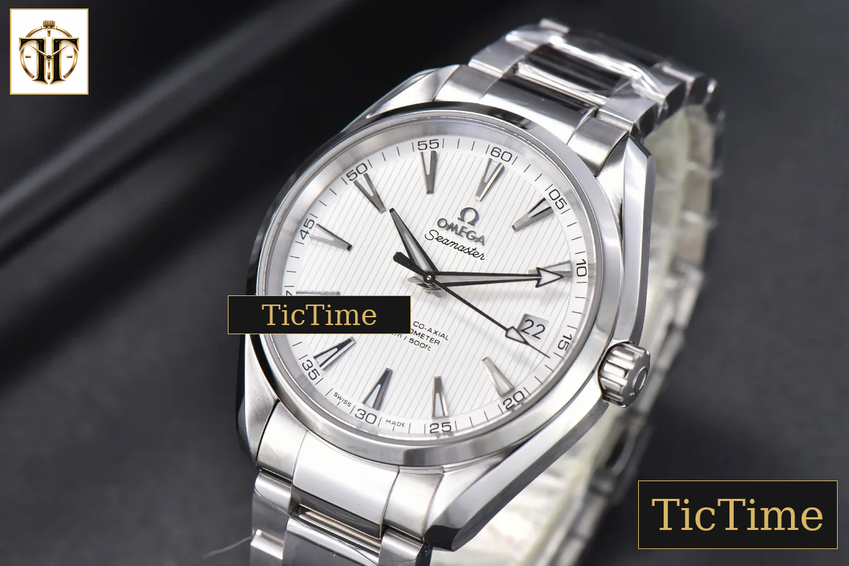 Aqua Terra 150M 41mm VSF White Textured Dial SS Bracelet A8500 — foto 5
