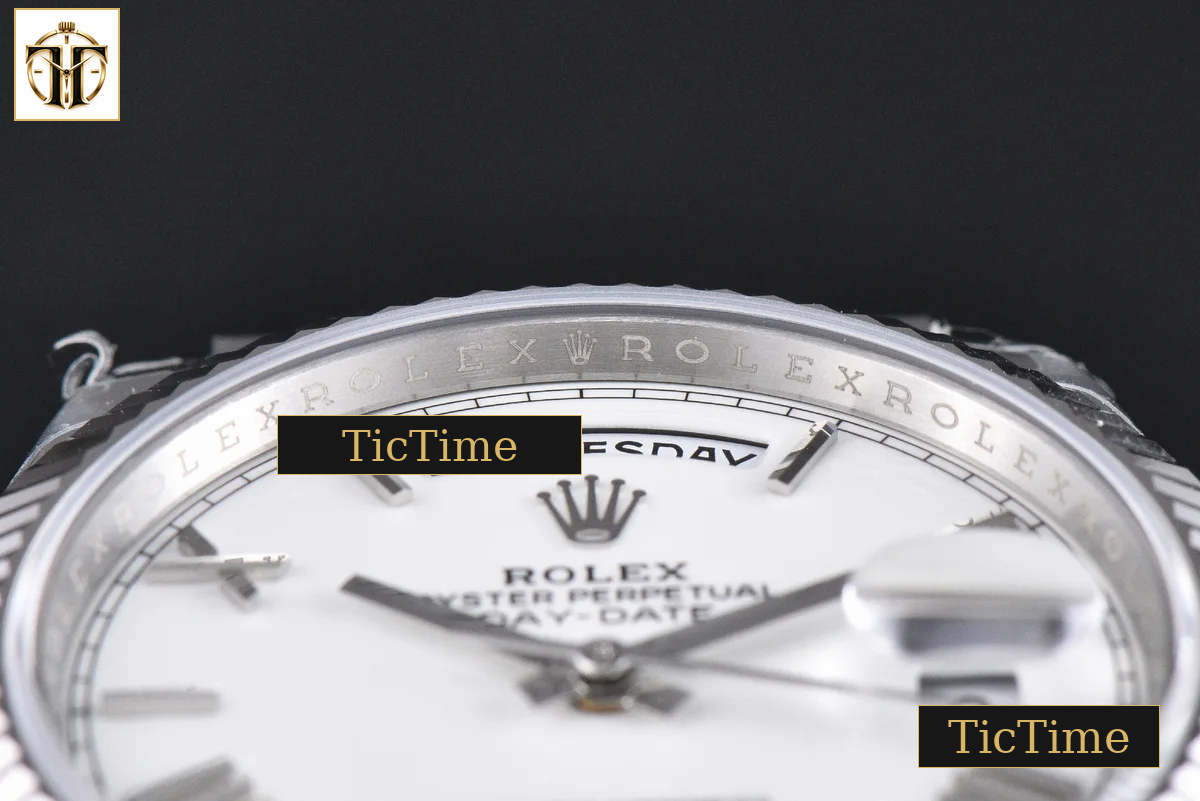 DayDate Weighted 40mm VSF White Dial Roman Marker President Bracelet DD3255 — foto 15