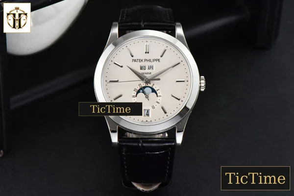 Foto frontal — Complications 5396 38.5mm ZF White Dial Moonphase Stick Markers Black Leather Strap MY9015