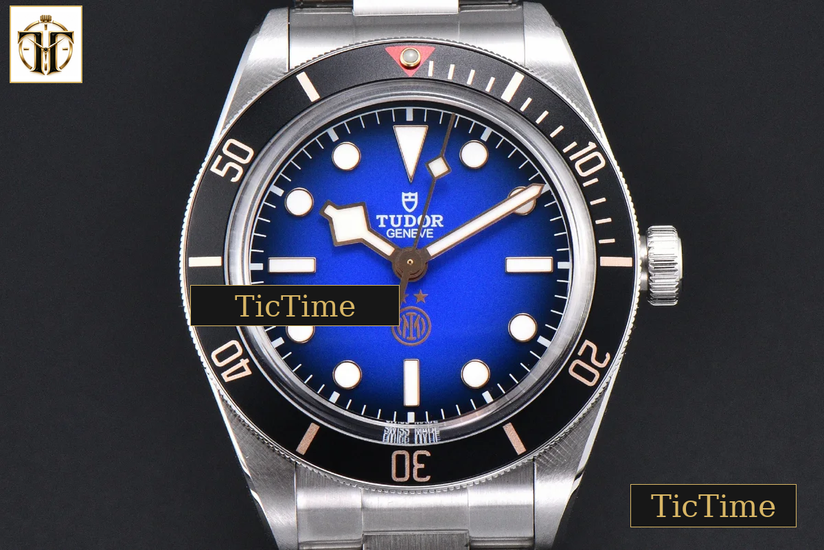 Black Bay Fifty Eight Inter Milan 39mm ZF SS Gradient Blue Dial SS Bracelet A2824 — foto 5