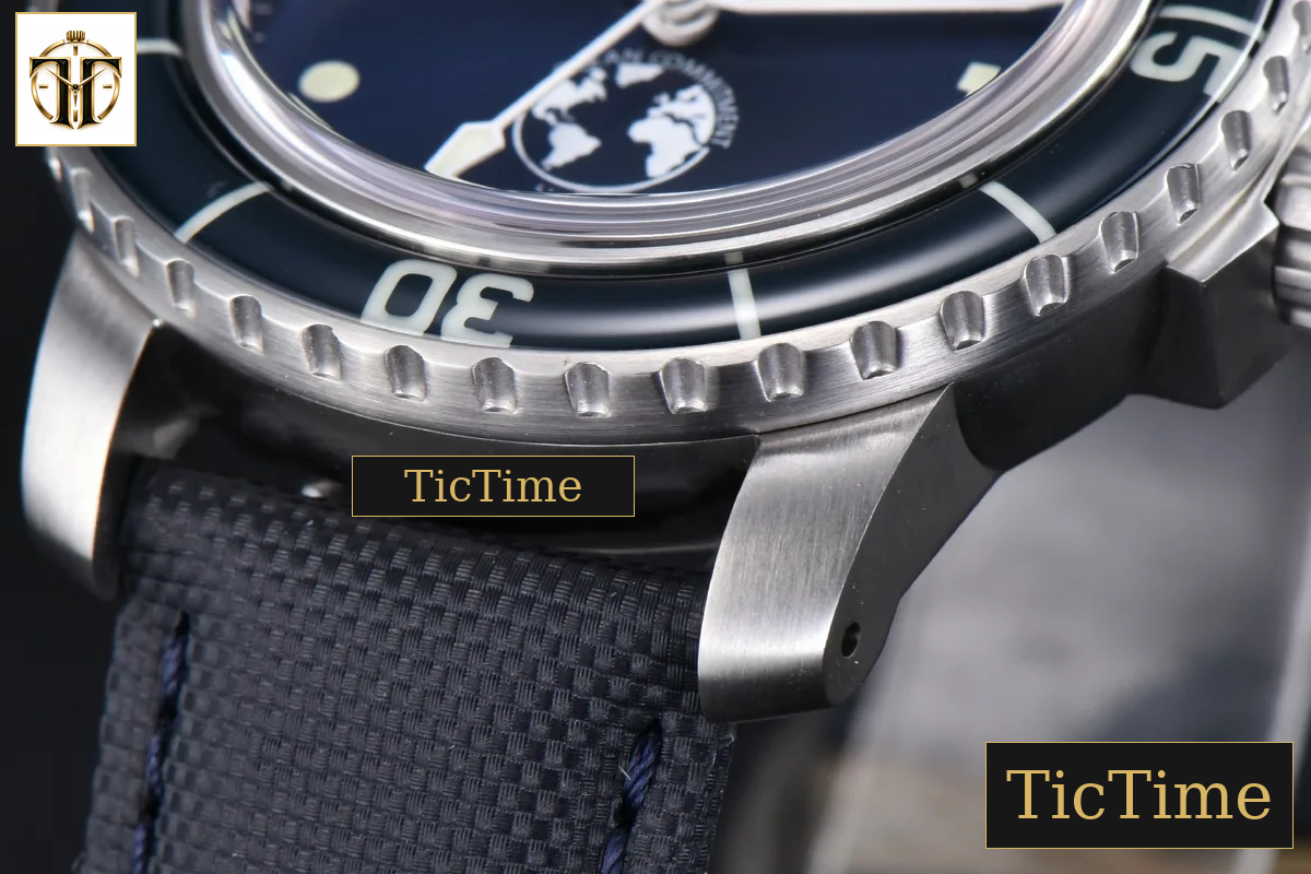 Fifty Fathoms Ocean Commitment 41mm ZF Blue Dial Nylon Strap A23J — foto 10