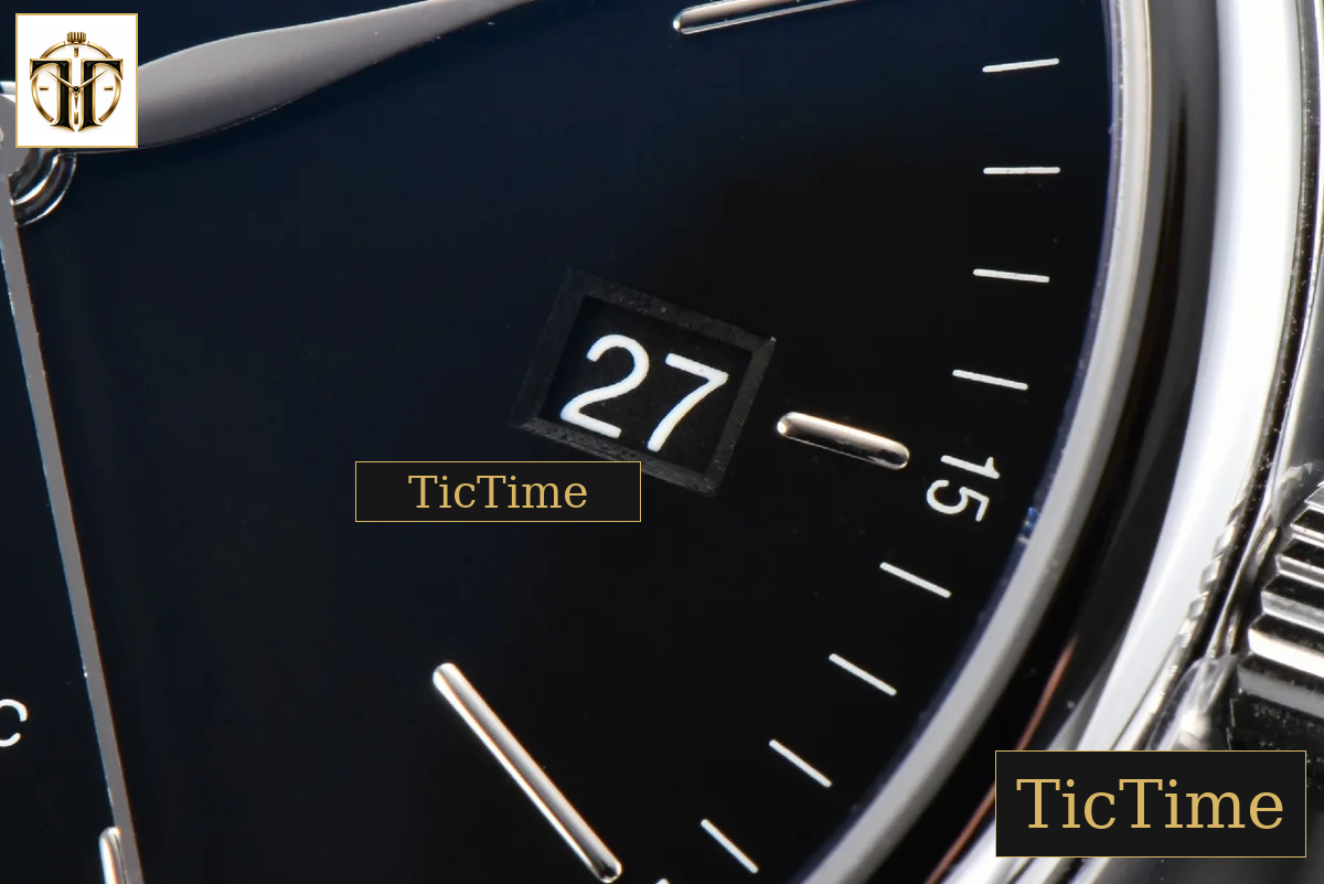 Portofino 40mm V7F Black Red “60” Dial Black Leather Strap A2892 — foto 7