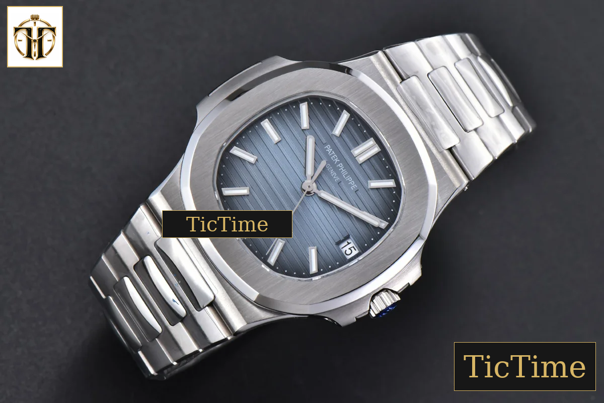 Nautilus 5811 41mm 3KF Blue Dial SS Bracelet SA330 — foto 4