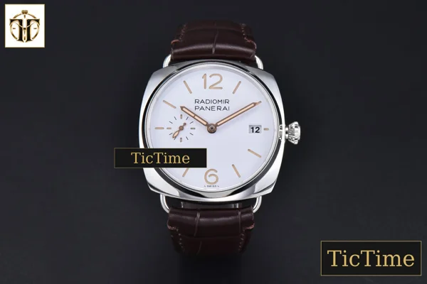 Foto frontal — Radiomir PAM1292 40mm VSF White Dial Leather Strap P900