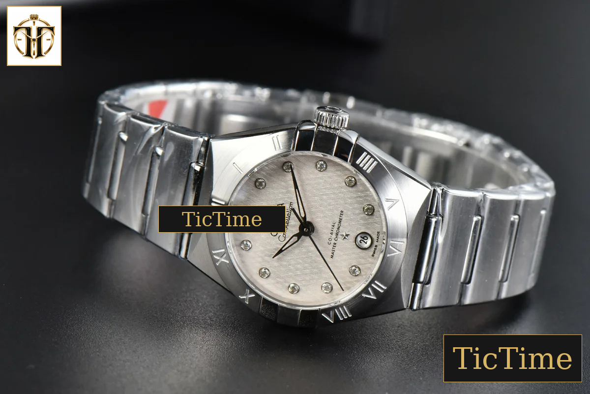 Constellation 29mm TWSF White Textured Dial SS Bracelet A8700 — foto 10