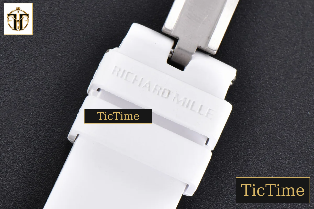 RM035-02 42mm T+F White Forged Carbon Skeleton Dial Red Crown White Rubber Strap RMUL2 — foto 20