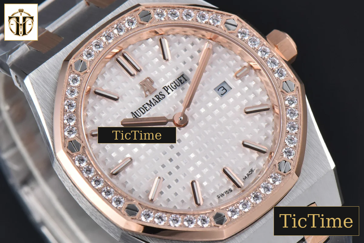 Royal Oak Ladies 67651SR 33mm ZF RG/SS Diamond White Dial RG/SS Bracelet Quartz — foto 12