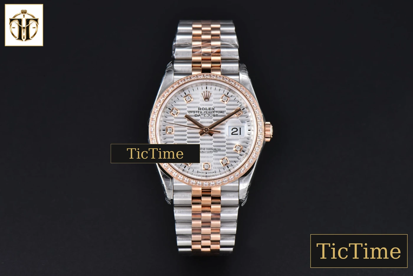 Vista frontal — DateJust 126231 36mm VSF RG/SS Diamond Silver Motif Dial Diamond Marker Jubilee Bracelet VS3235