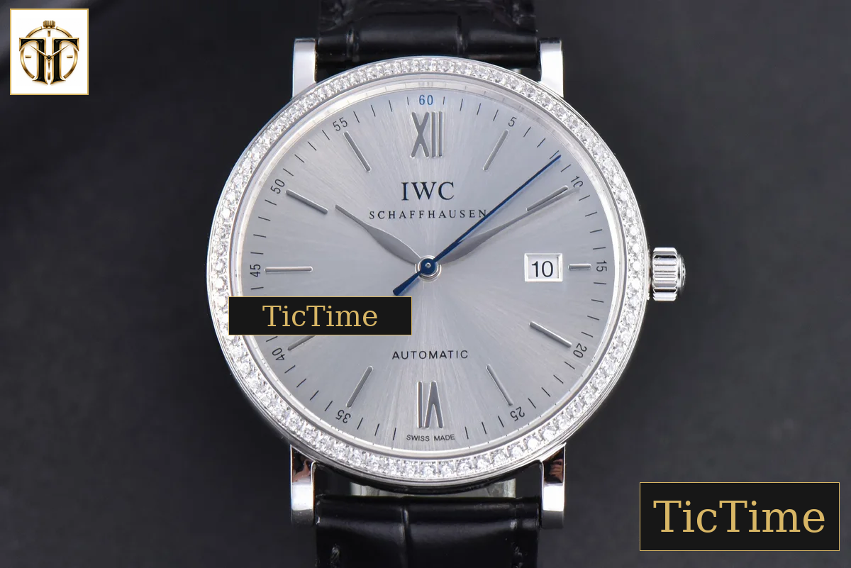 Portofino ‘150 Years’ 40mm V7F Diamond Silver Dial Black Leather Strap / A2892 — foto 4