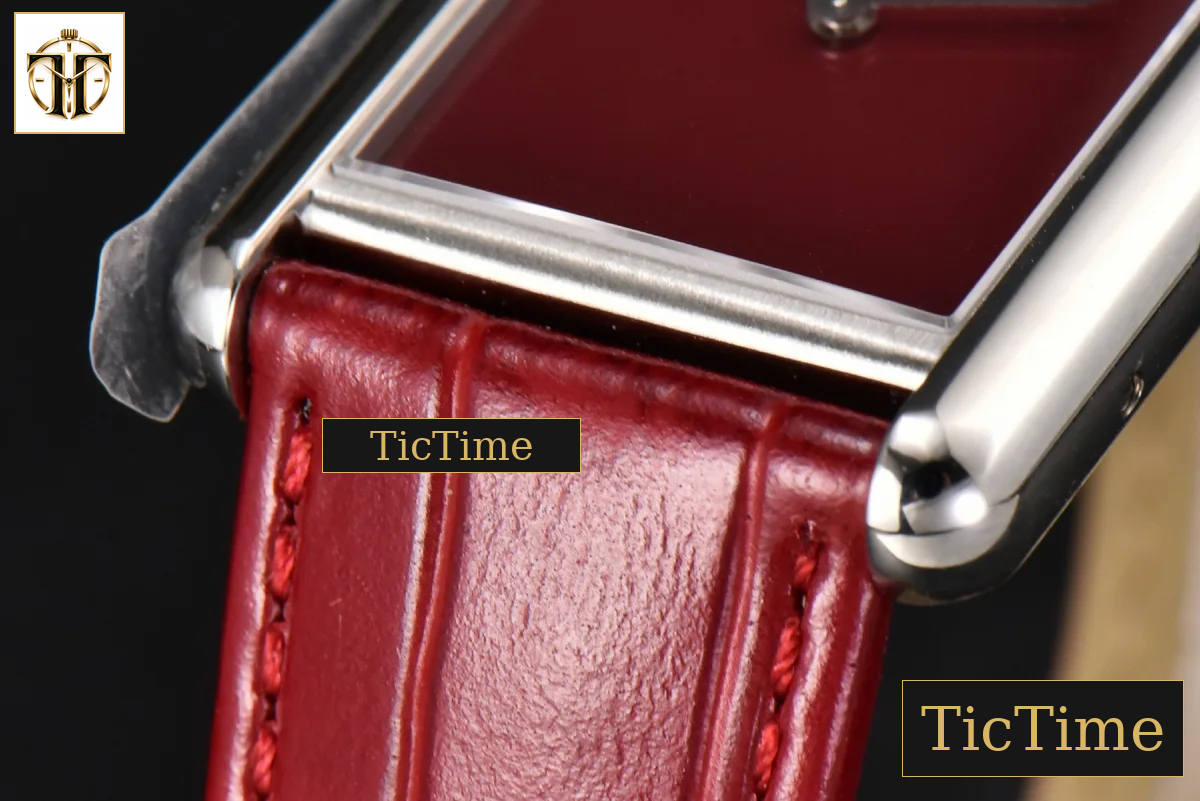Tank Must Large 33.7×25.5mm K11F Red Dial Red Leather Strap Quartz — foto 7
