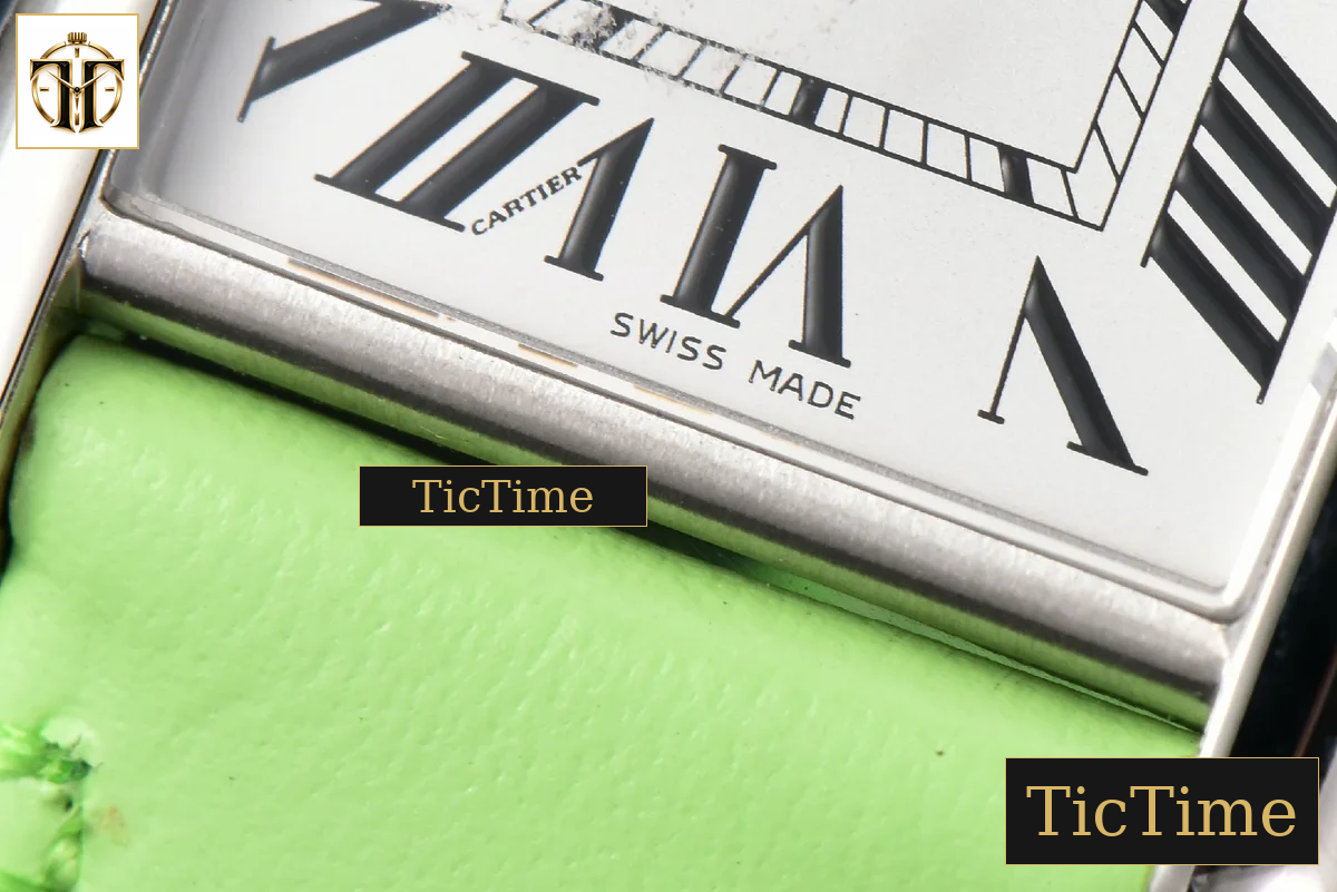 Tank Must Large 33.7×25.5mm K11F White Dial Green Smooth Calf Strap Quartz — foto 7