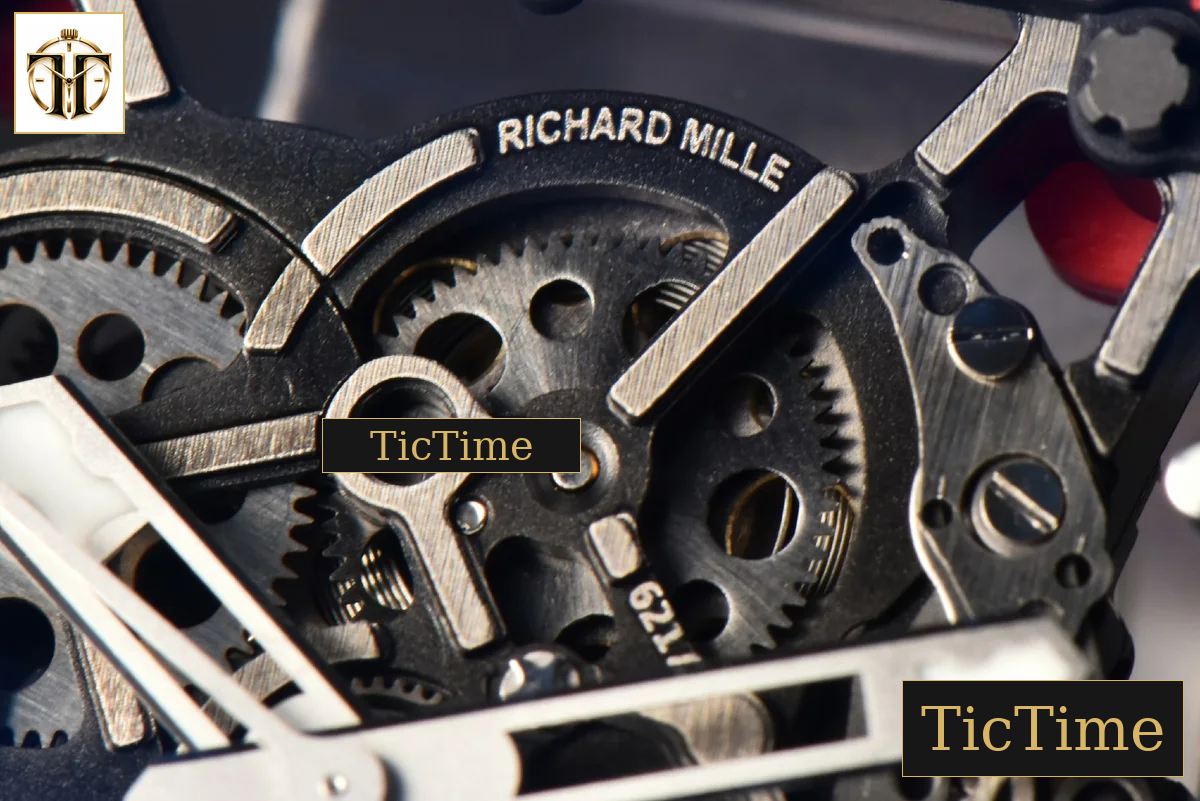 NTPT RM035-02 ZF Red Skeleton Dial Black Rubber Strap RMAL1 — foto 6
