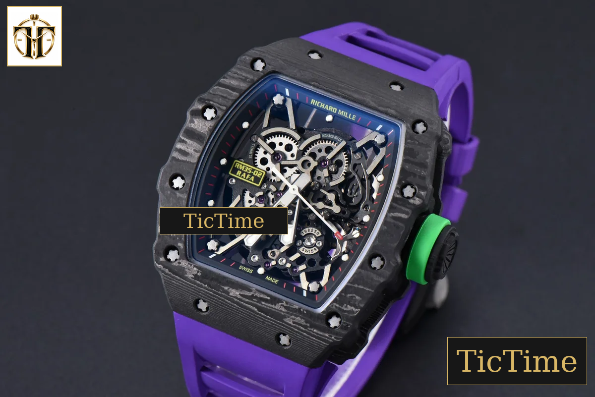 RM035-02 42mm T+F Black Forged Carbon Skeleton Dial Green Crown Purple Rubber Strap RMUL2 — foto 4